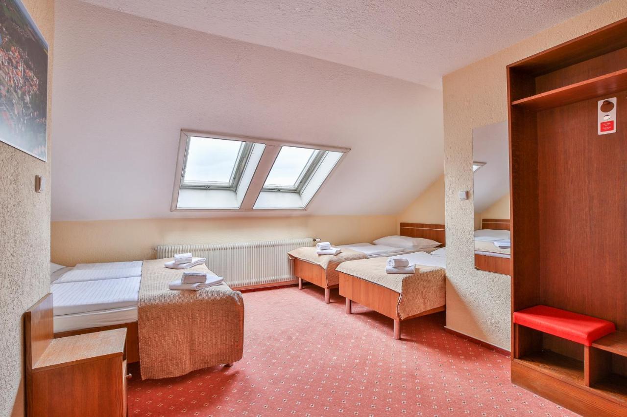 Hotel Табор Екстер'єр фото
