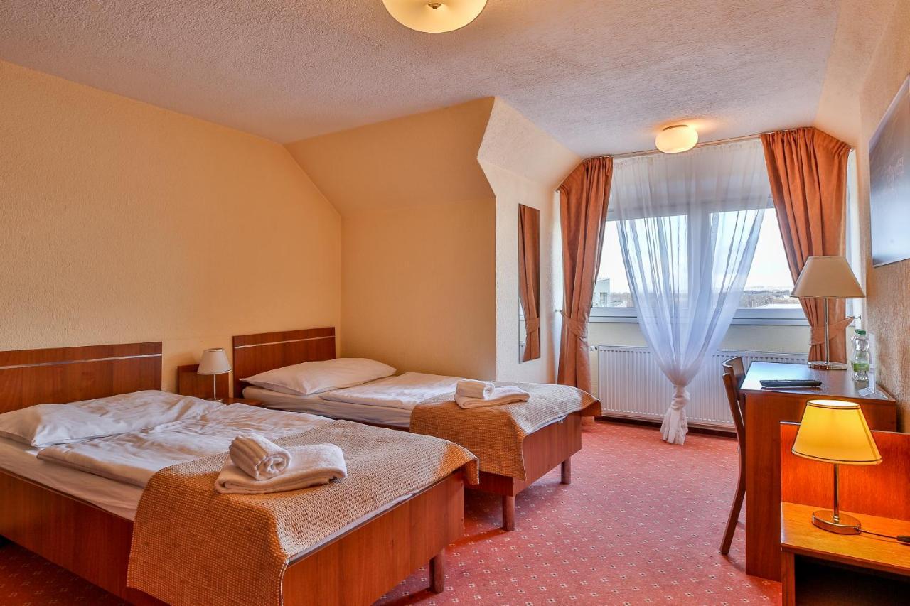 Hotel Табор Екстер'єр фото