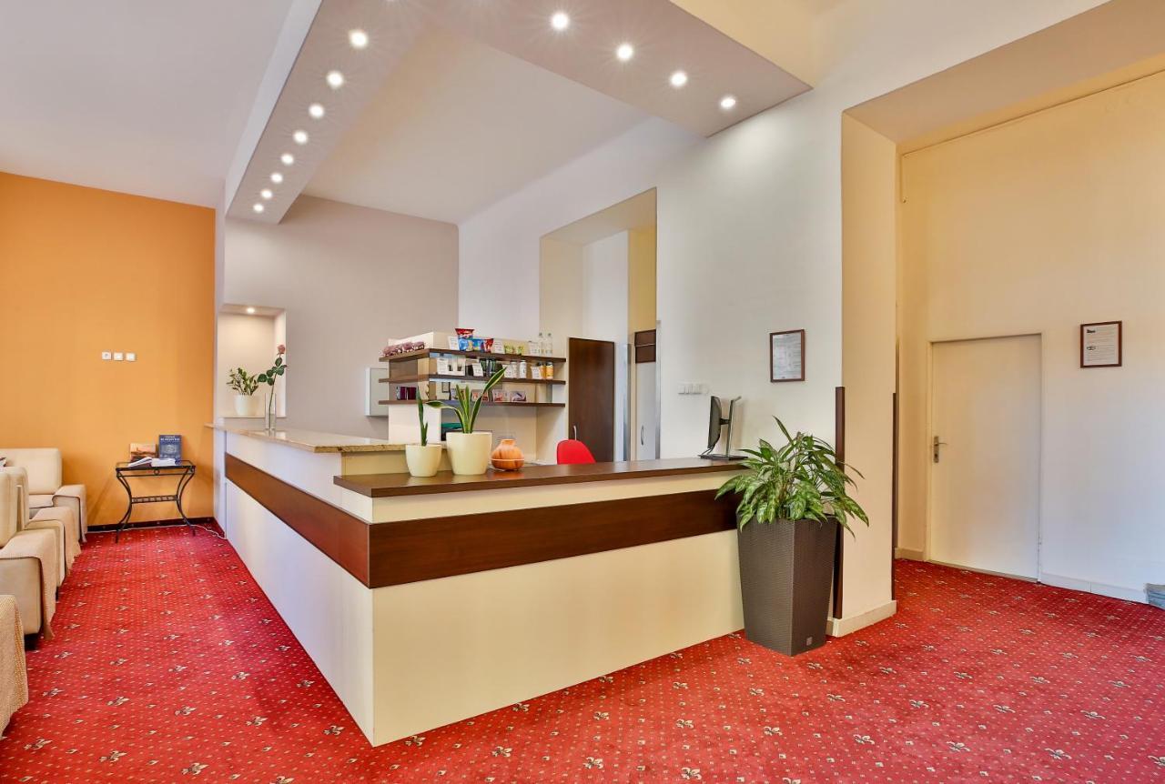 Hotel Табор Екстер'єр фото